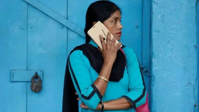印度用政策吸引苹果OPPO等在本国建厂 手机出口要翻近40倍